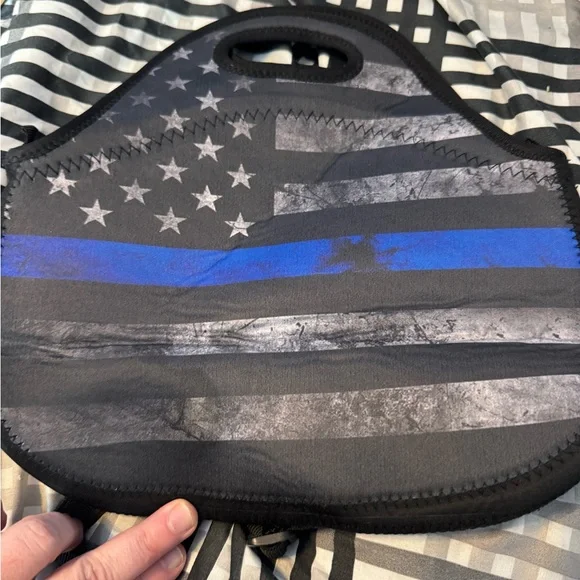Stylish Thin Blue Line Insulated Lunch Tote | Neoprene Shoulder Bag, unique! - Picture 6 of 9